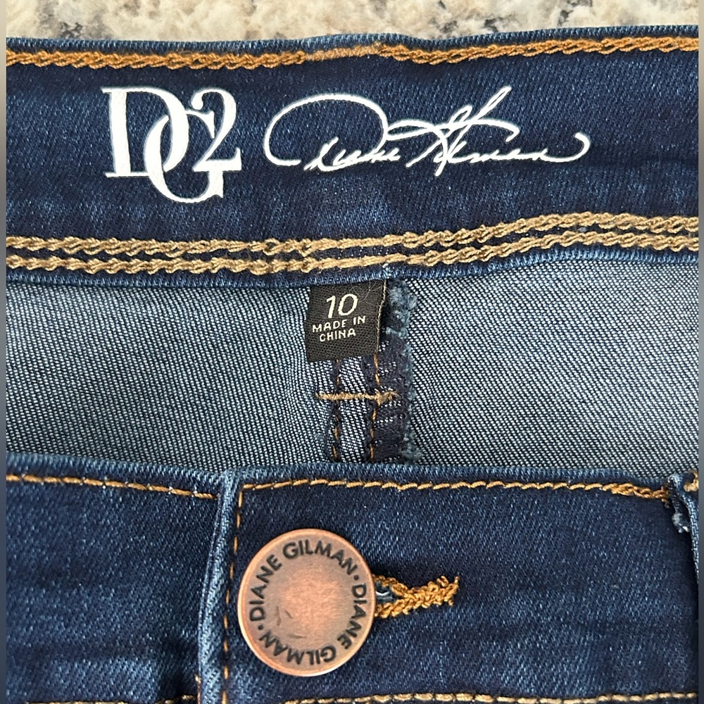 DG2 Diane Gilman New Classic Stretch Blue Denim Embroidered Ankle Jeans Size 10 - Picture 9 of 16